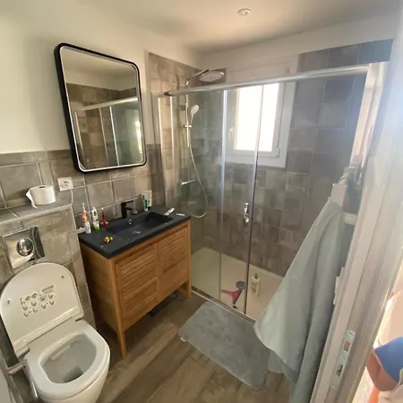 Appt 4 Personnes A 100m Apartment Frejus