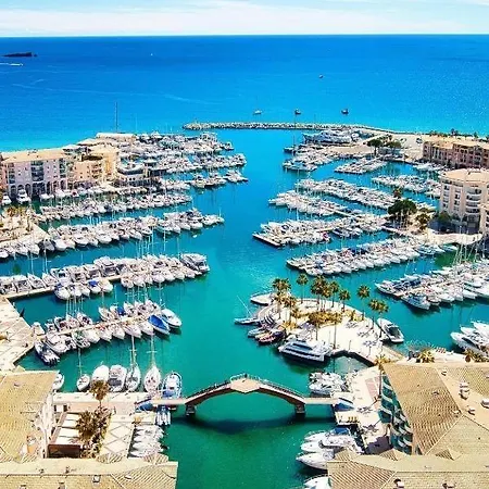 Apartment Appt 4 Personnes A 100m Frejus